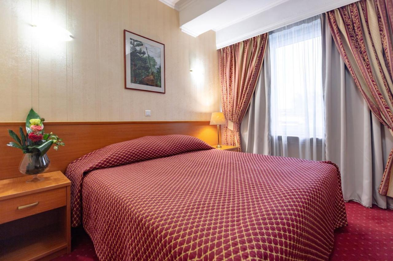Hotel Epinal Bitola Eksteriør bilde