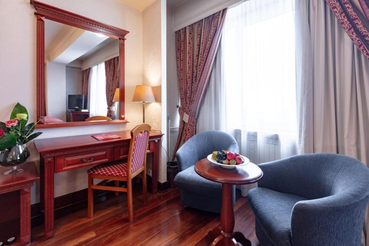 Hotel Epinal Bitola Eksteriør bilde